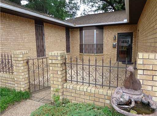 3rd image of 151 Iberville Dr