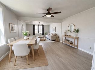 780 Pardella Ave, Saint Louis, MO 63125