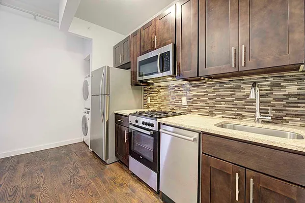 Rented by REAL New York | media 5