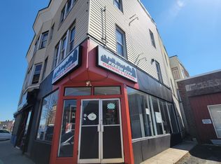 160 W Main St #E2, Meriden, CT 06451