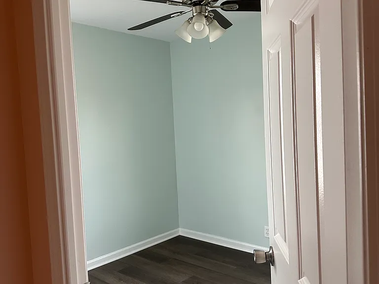 508 Kenyon Ave — Photo 17
