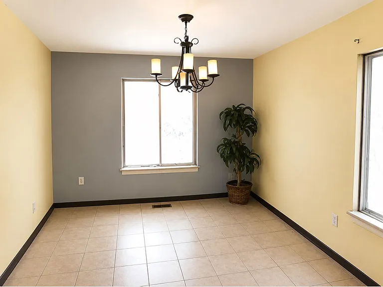 21221 W Chastworth Ln — Photo 13