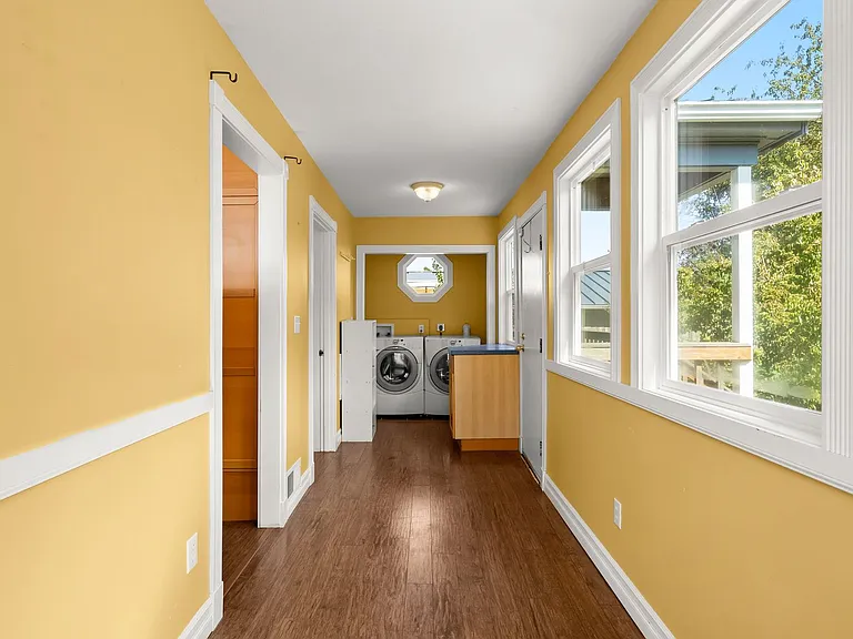 1144 NE Morton St — Photo 12