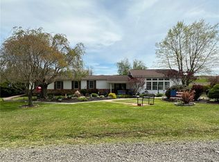 882 Thompson Rd, Chicora, PA 16025
