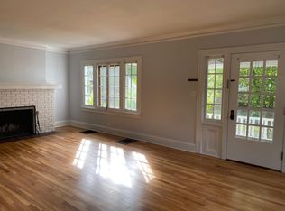 2021 Cottage Grove Dr, Cleveland Hts, OH 44118