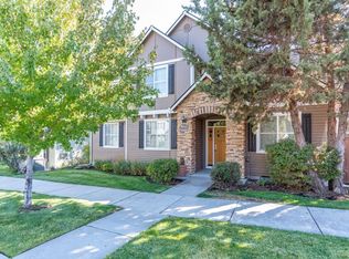 20615 Couples Ln, Bend, OR 97702