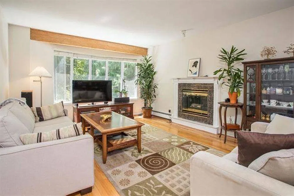 2 bed, 1181 sqft, $4,000 — Photo 1