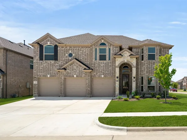 210 Tradd St, Red Oak, TX 75154