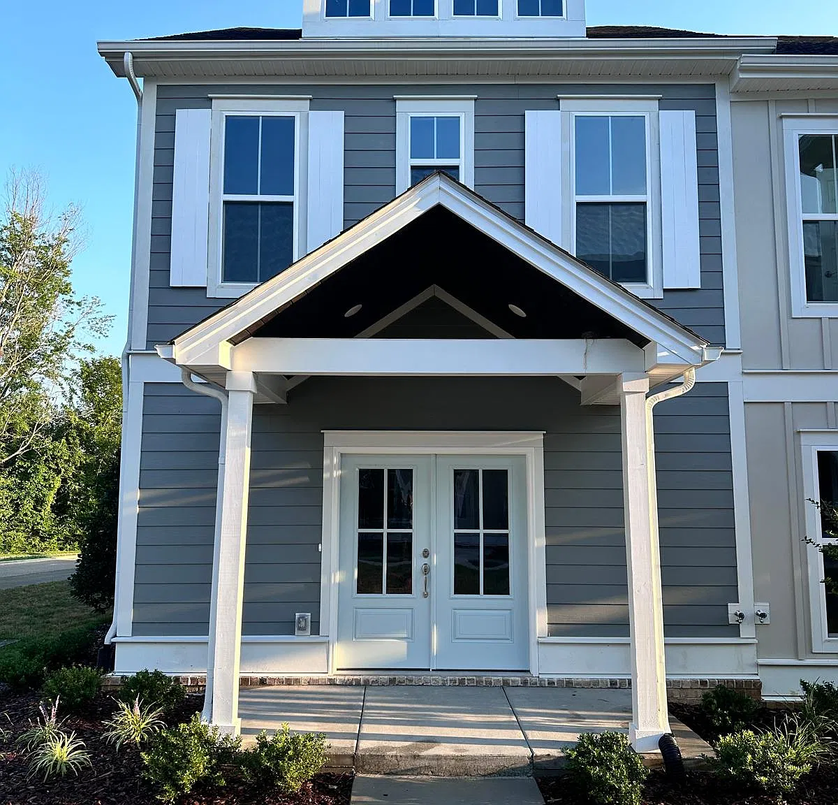 3 bed, 2.5 bath, 1646 sqft, $2,650 — Photo 1