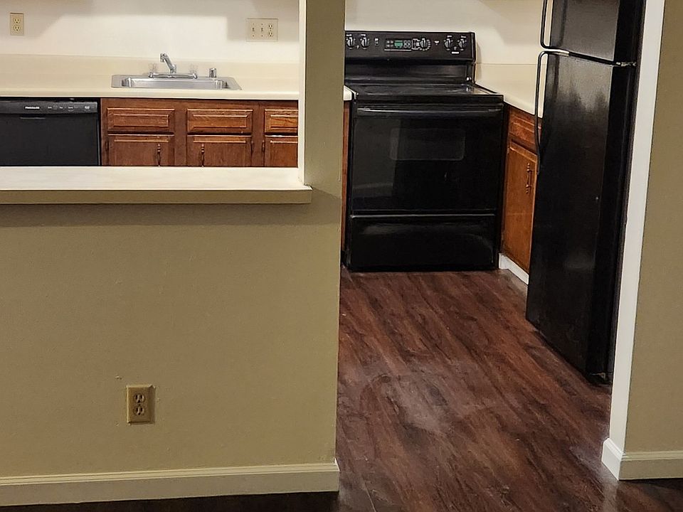 1st image of 10854 W Donna Dr #10854