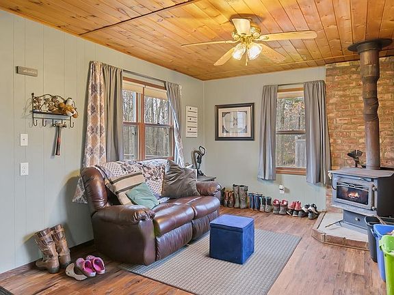 5th image of 4034 County Rd 4