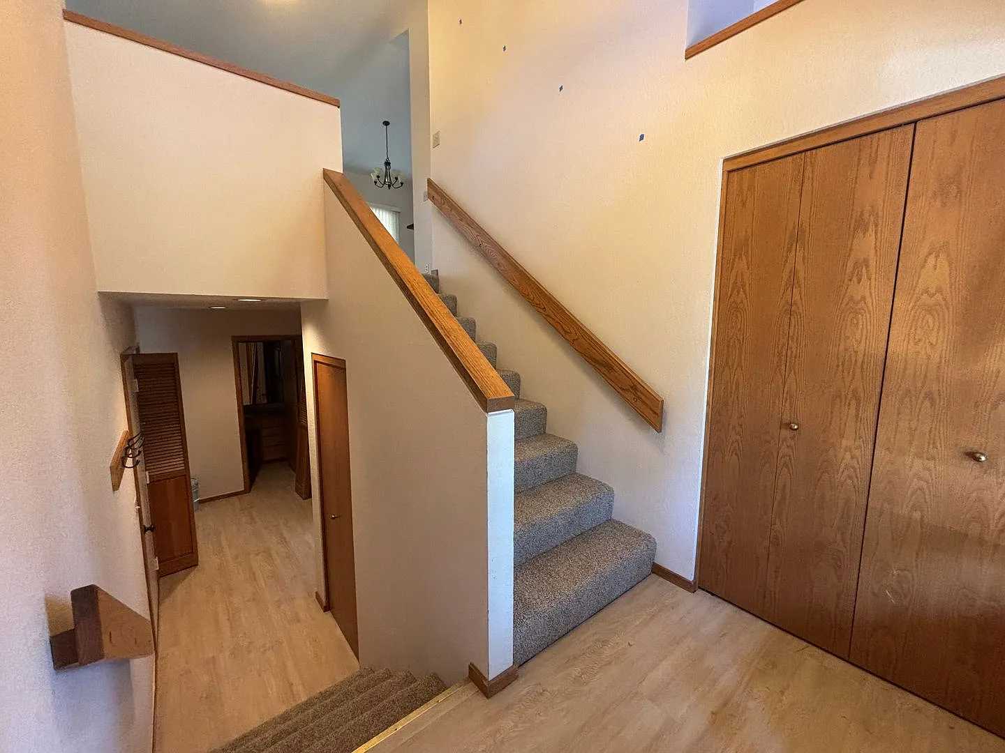 Spacious 3 Bed/2 Bath Home in Sunriver - Multiple Balconies — Photo 2