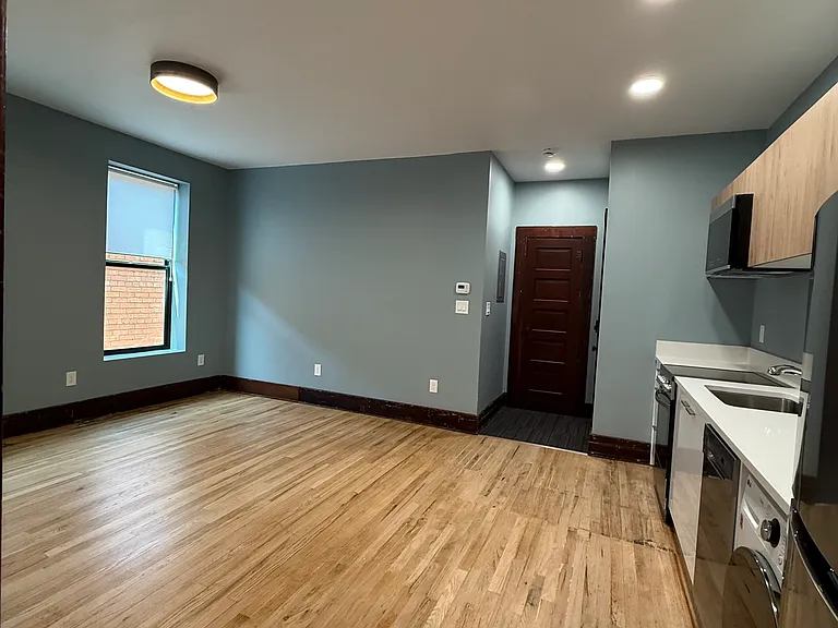 2313 Central Ave #7 — Photo 15