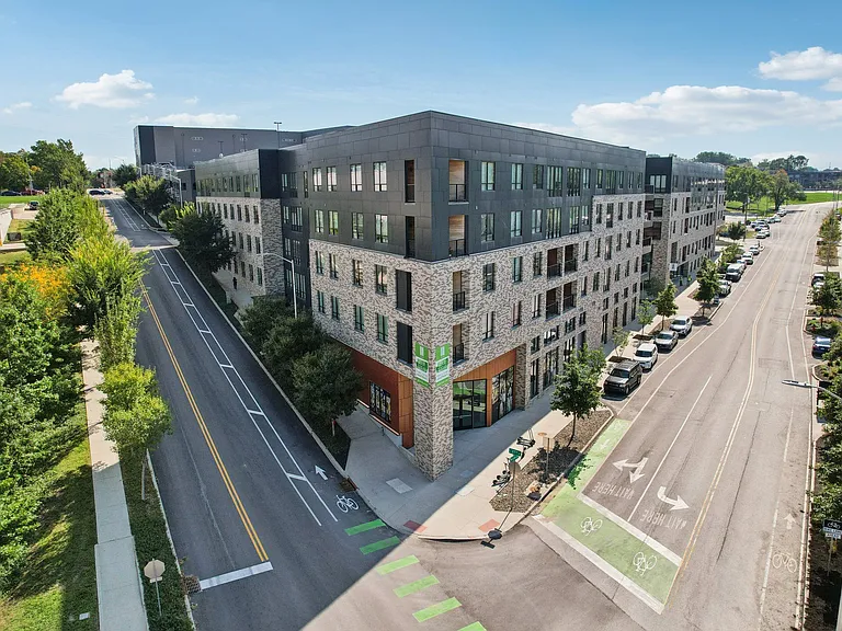 Gallerie Apartments — Photo 99