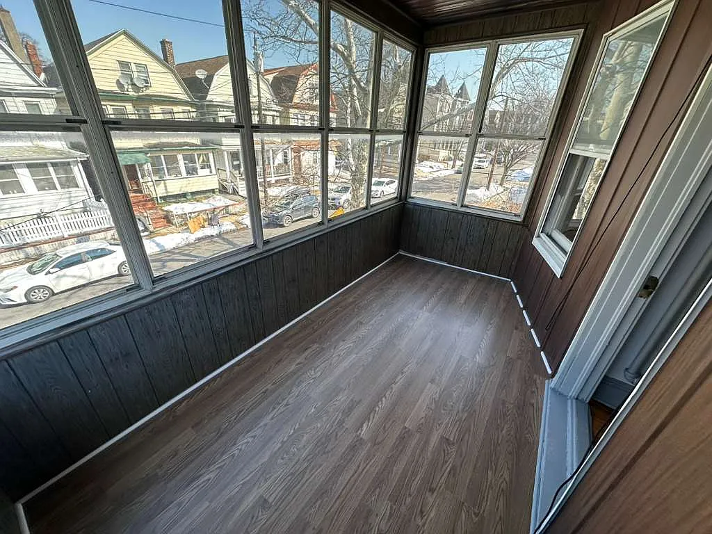 3 bed, $2,700 — Photo 3