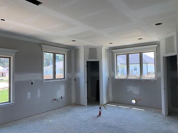 3rd image of 3904 Dukes Ave