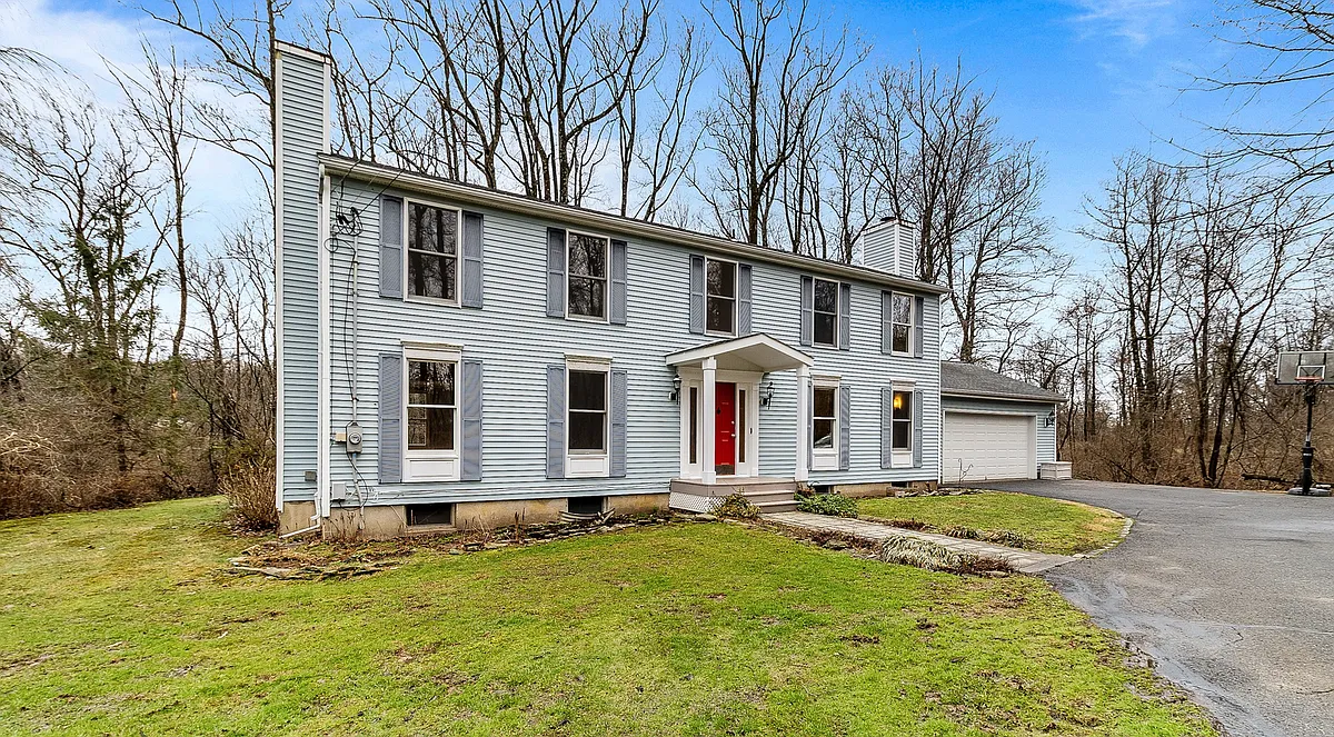 Building Photo - 382 Mine Rd