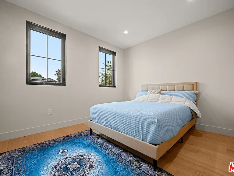 4740 Sunnyslope Ave — Photo 31