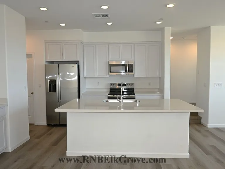 8357 Eleodoro Way — Photo 5