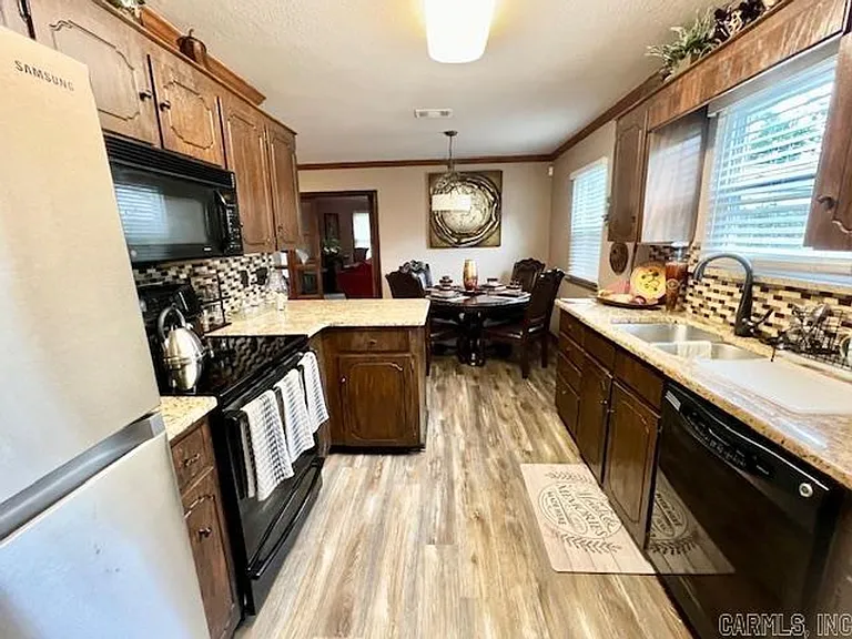 6500 Lakewood Dr — Photo 23