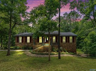 718 Versailles Dr SE, Huntsville, AL 35803