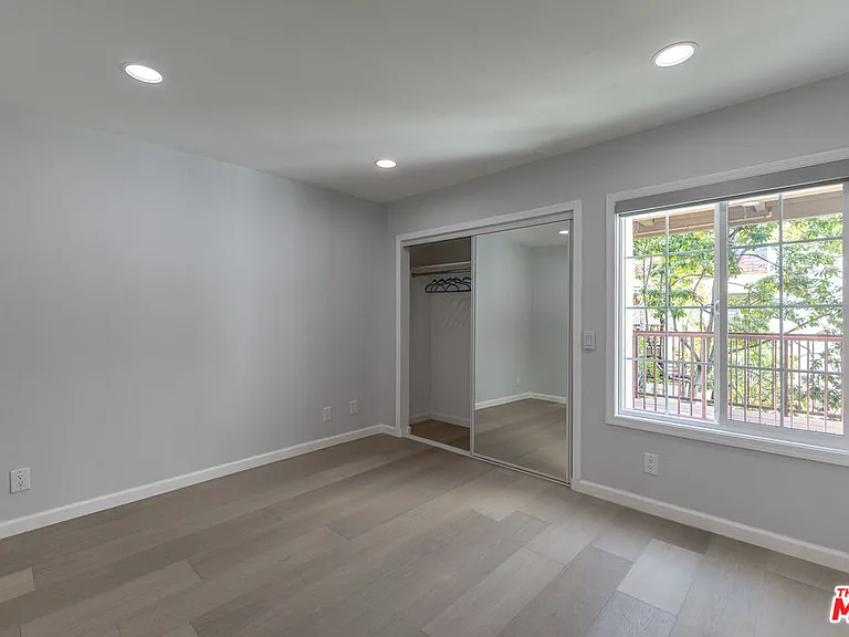400 N Louise St #204 — Photo 27