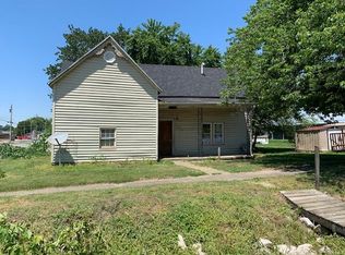 E Dixon St, Sebree, KY 42455