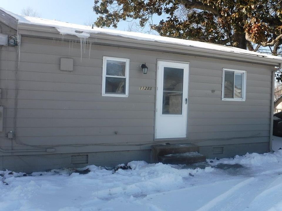 1st image of 1128 E Iowa St #B