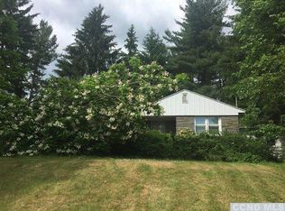 12 W End Rd, Hillsdale, NY 12529