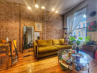 Rented by RELEASE NY