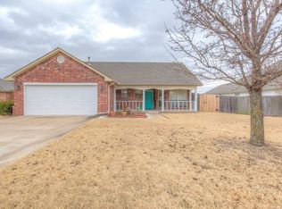 26423 Arrowood Dr, Claremore, OK 74019