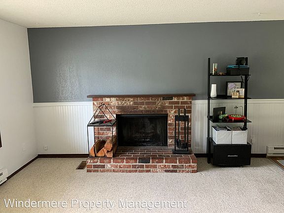 4th image of 2128 NW Clinton Ave