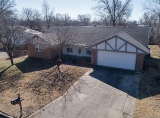 1009 W 18th St S, Claremore, OK 74017