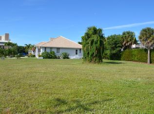 950 Dolphin Ct, Marco Island, FL 34145