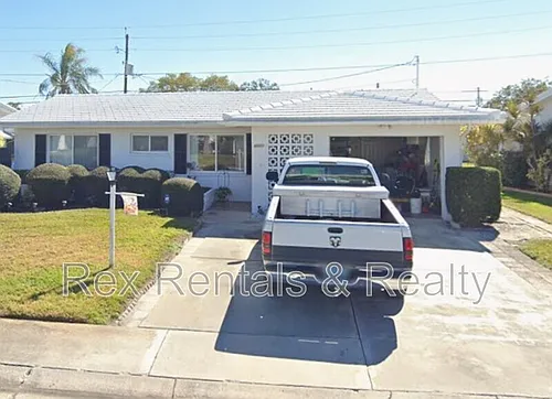 4420 96th Ave N Photo 1