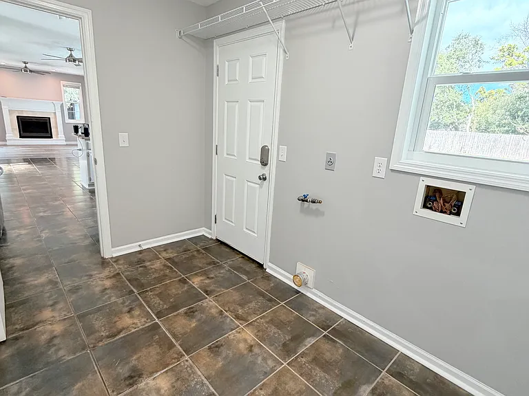 123 Seabreeze Cir — Photo 64