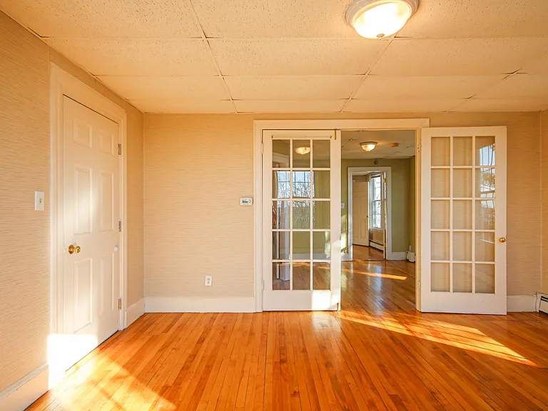 29 Saint Lawrence St #2 — Photo 33