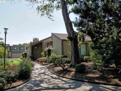 1119 Admiralty Ln, Alameda, CA, 94502