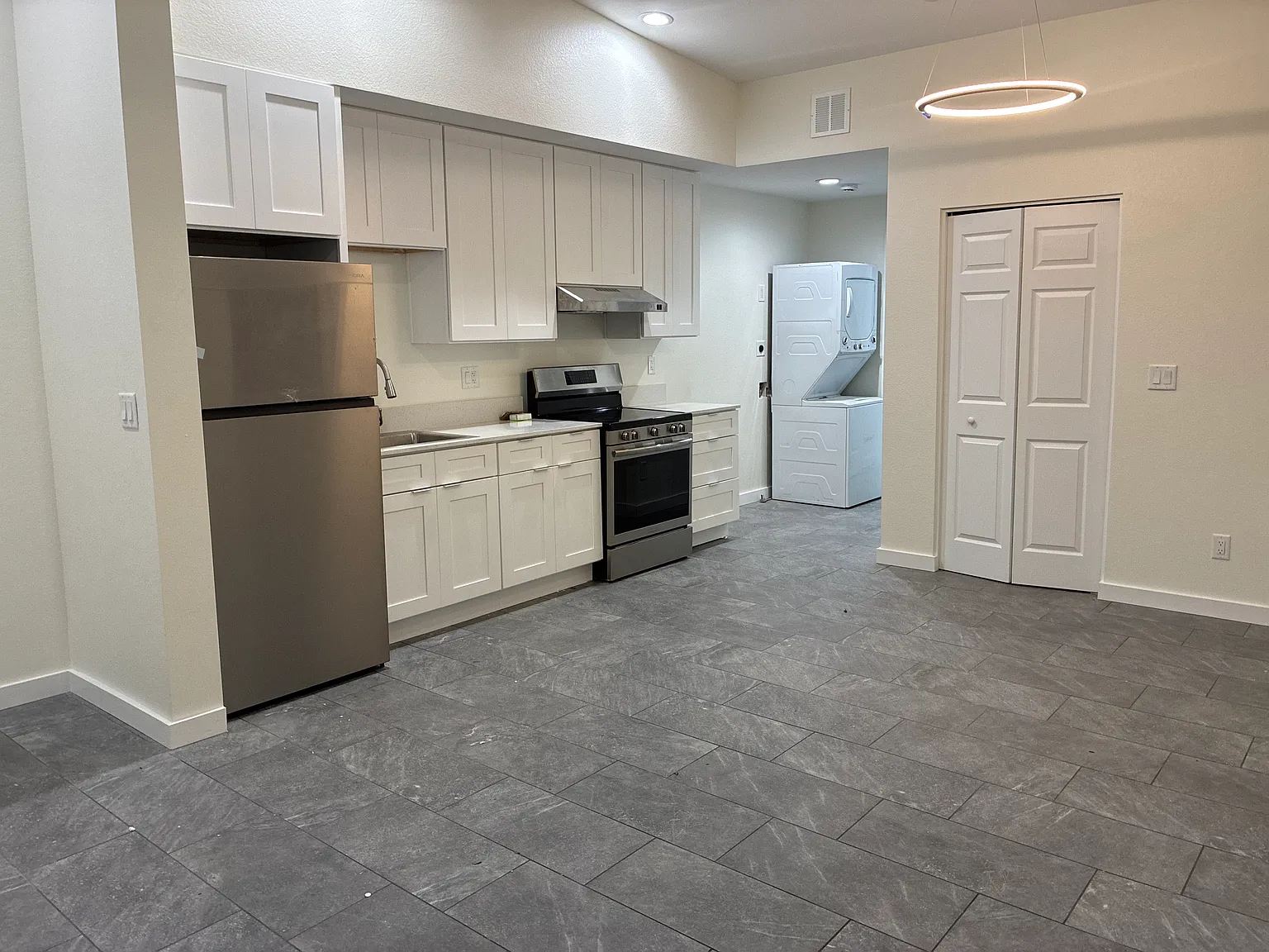1 bed, 650 sqft, $500 — Photo 2