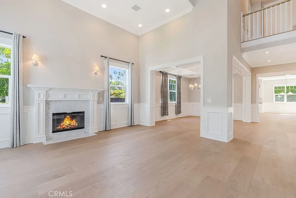 5 bed, 4111 sqft, $16,000 — Photo 4