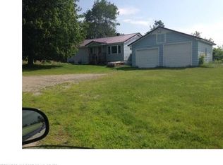 975 Beans Corner Rd, Hartland, ME 04943