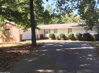 2 Barksdale Dr, Searcy, AR 72143