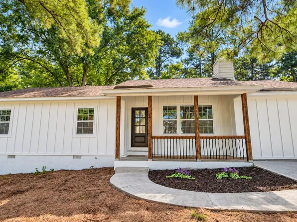 1402 Wethersfield Rd, Snellville, GA 30078