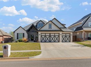 10820 Wild Horse Creek Dr, Yukon, OK 73099