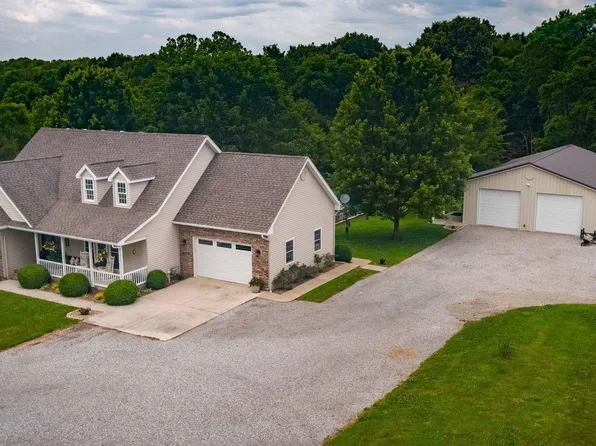 150 Kenneth Ct, Vienna, IL 62995