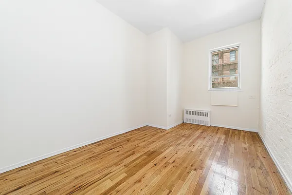 Rented by MNS | media 11