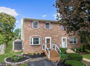 605 Concord Ln, Sykesville, MD 21784