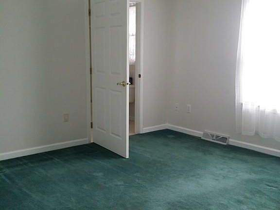 3rd image of 10 Headlands Dr #10