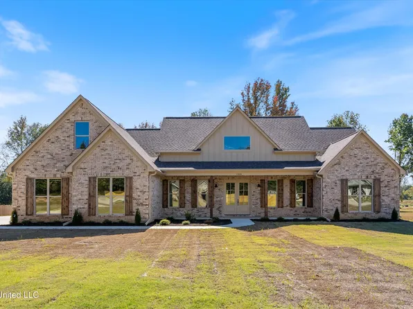 13629 Pebble Ridge Dr, Byhalia, MS 38611