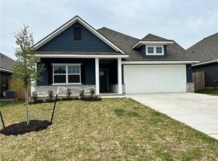 2826 Messenger Way, Bryan, TX 77803